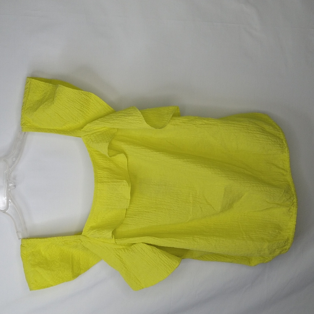 International Concepts Women's Neon Green Top Size: L